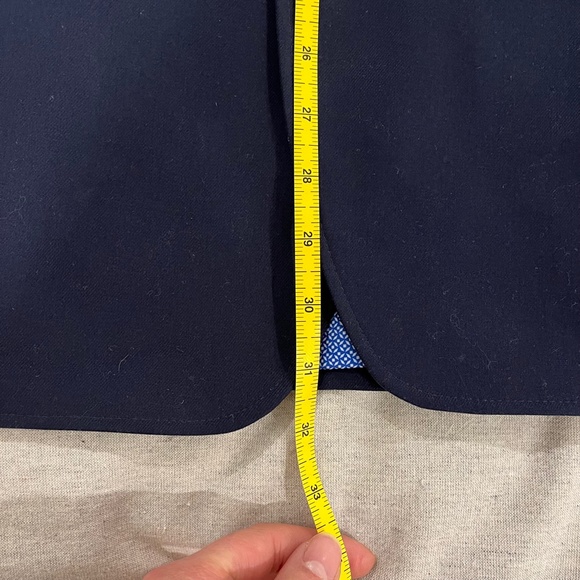 Banana Republic Blazer in Navy Blue - Picture 10 of 16